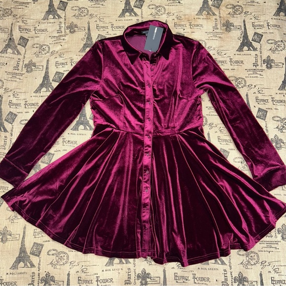 Fashion Nova NWT! Red Wine Phoebe Velvet Shirt Dress Size M - Picture 3 of 13